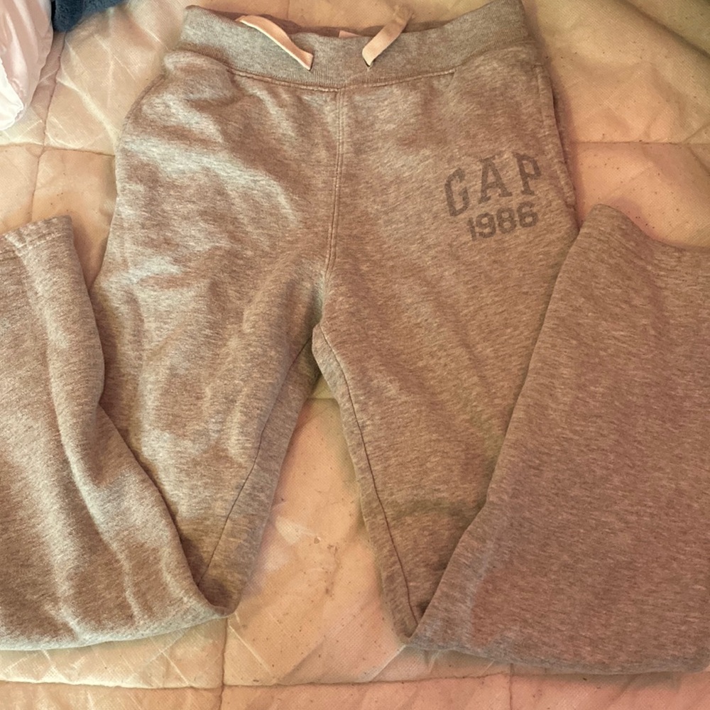 Gap Girls Grey Sweats, Size L